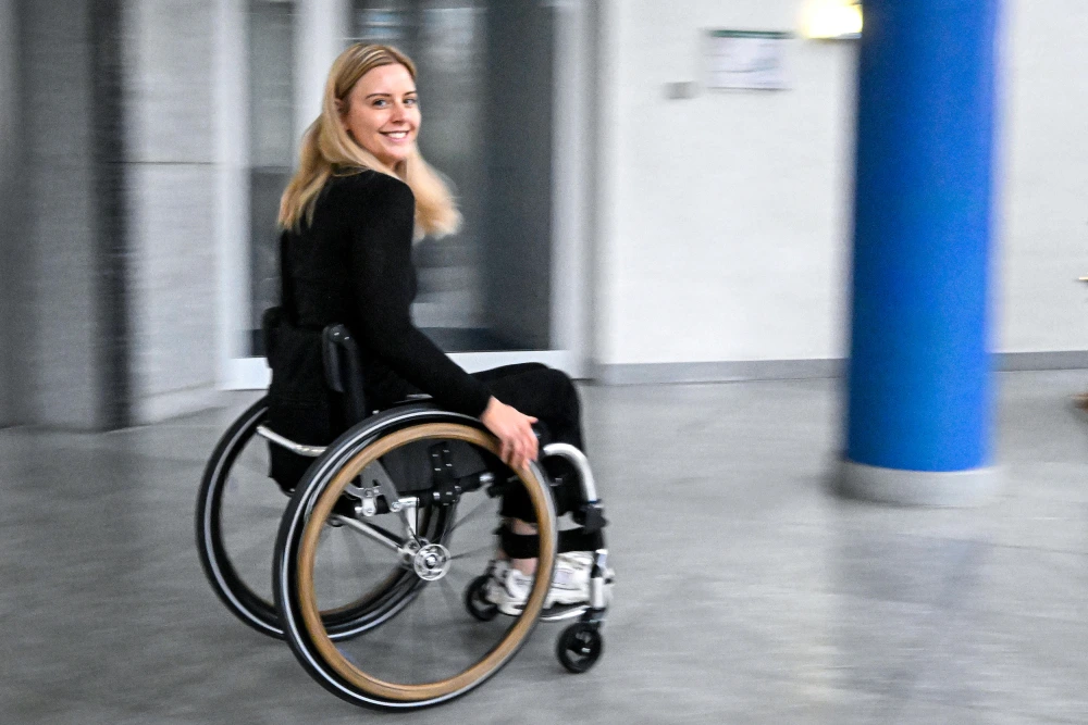 You are currently viewing Paraplegic engineer becomes first wheelchair user to float in space